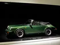 Porsche 911 (930) Cabriolet. Foto: Porsche Museum Stuttgart-Zuffenhausen am 30.11.2012