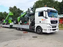 MAN TGX 26.440, u. der dazugehrige Hnger haben MERLO-Teleskoplader auf der Ladeflche; 130910