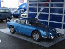 Wunderschn blauer Renault Alpine A110 in einwandfreiem Zustand! Foto: World Series by Renault 14.09.2013