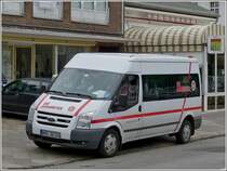 Ford Transit der Johanniter abgestellt am Straenrand. 20.09.2013