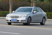 Mercedes E-Klasse in Shouguang, 6.11.11 