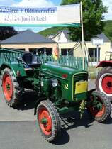 Deutschland, Eifel, Lasel, Oldtimer Traktoren Ausstellung whrend des autofreien Sonntags am 28. Mai 2012 im Enztal. Traktor: Hermann Lanz Aulendorf, D12 S, 1959, 12PS.
