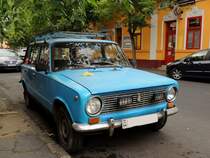 FIAT-Kombi in der ungarischen Stadt VAC; 130826