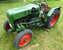 Bungartz, Schmalspurschlepper der Mnchener Firma, baute nach dem II.Weltkrieg Einachsschlepper und Traktoren, Bulldogtreffen Bruckerhof bei Lahr, Juni 2013