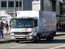 Mercedes Khllaster unterwegs in der Stadt Zrich am 18.10.2013