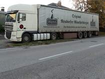 DAF XF105.460 von CARASTOIAN-Trans, ist am spten Nachmittag noch mit einem 
 Dufterlebnis aus dem Erzgebirge  eingetroffen; 131014