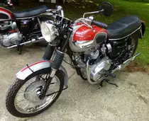 Triumph Bonneville, diese Baureihe gab es von 1959-82 mit 2-Zyl.4-Takt-Motoren und 650ccm und 750ccm, Traktorentreffen Reiningen/Elsa�, Aug.2013