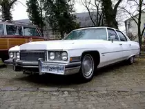 CADILLAC Fleetwood, steht f�r den neuen Besitzer schon bereit; 130407