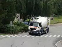 MAN TGS18.400, am Weg zum n�chsten Betonkunden; 130809