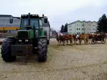 FENDT 510/2 Turbo contra Haflinger-Viergergespann; 130402