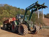Fendt Vario steht an der Midal-Gasleitungsbaustelle in 36100 Petersberg-Marbach, 10/2013