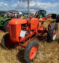 Case VA, Baujahr 1950, 4-Zyl.Diesel, 11PS, Traktorentreffen Reiningen/Elsa�, Aug.2013