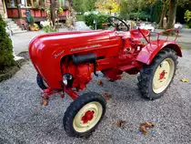 Porsche Junior, ausgestellt an der Dammenm�hle in Lahr/Schwarzwald, Okt.2013