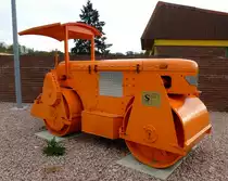 Hamm, Stra�enwalze von 1968, abgestellt als technisches Denkmal, Okt.2013