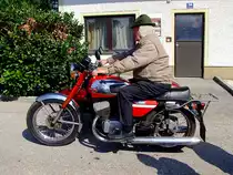 JAWA-Motorrad mit Beiwagen, bei einer kleinen Testfahrt; 130811