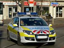 Renault als Samu Notarztwagen unterwegs am 10.12.2013. 