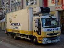 Lkw Renault mit Khlkofferaufbau gesehen am 10.12.2013. 
