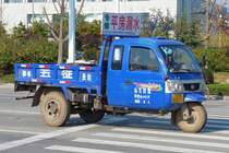 Lasten-Dreirad in Shouguang, 20.11.11