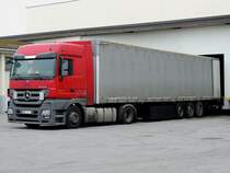 ACTROS-1844, ist in der Polnischen Woiwodschaft Warszawa-Bemowo gemeldet;  131212