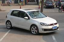 VW Golf GTI in Shouguang, 25.11.11