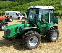 Ferrari Vega 95, Allradschlepper mit 4-Zyl.Diesel und 91PS, Glottertler Schleppertreffen, Juli 2013