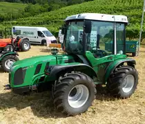 Ferrari Vega 95, Allradschlepper mit 4-Zyl.Diesel und 91PS, Glottert�ler Schleppertreffen, Juli 2013