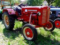 MC-CORMIK-D214, Baujahr 1960; anlässlich der Oldtimerveranstaltung in Münsteuer; 131108