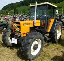 Renault 751.4, Allradschlepper mit 75PS, Glottertler Schleppertreffen, Juli 2013