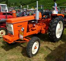 Renault Super 7D, Ackerschlepper mit 42PS, Baujahr 1968, Glottertler Schleppertreffen, Juli 2013