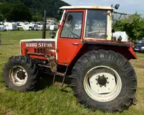 Steyr 8080 Turbo, 4-Zyl.Turbo-Diesel mit 3456ccm und 72PS, gebaut in den 1980er Jahren, Glottert�ler Schleppertreffen, Juli 2013