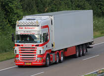 Scania R500  Cor Schouten  mit Kühlauflieger aus den Niederlanden unterwegs auf der BAB 6 bei Wolpertshausen, 26.06.2013