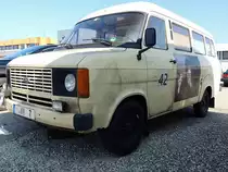 FORD-Transit, mit interessanter Beklebung, als Camping-,Wohnmobil; 130928