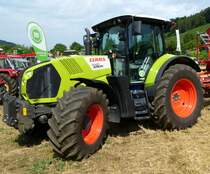 Claas Arion 640, Allradschlepper mit 6-Zyl.Turbo-Diesel und 175PS, Bauzeit 2008-12, Glottertler Schleppertreffen, Juli 2013