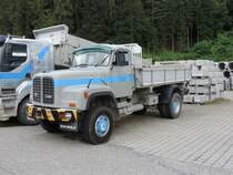 Ein Saurer D 250 bei Aarau in der Schweiz am 15/09/2013.