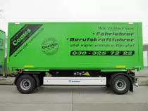 Krone Box Carrier Anhänger mit Wechselaufbau am 19.01.2014 in Berlin-charlottenburg