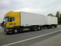 Scania R440 Wechselbrücken-Zug im September 2013 in Berlin-Spandau.