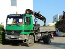 ACTROS-Kipper sowie mit HIAB-Hydraulik-Kranaufbau; 130716