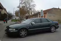 Audi A8, die erste generation aus den 90-ern. Foto: 27.11.2013