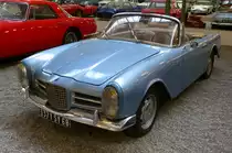 Facel Vega III, franzsisches Cabriolet, Baujahr 1963, 4-Zyl.Motor mit 1778ccm und 115PS, Vmax.180Km/h, Automobilmuseum Mlhausen, Nov.2013