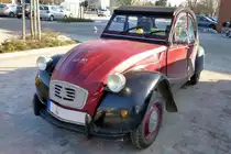 Französisches Kultauto, Citroen 2CV - liebevoll Ente genannt 05.02.2014 Doberlug-Kirchhain