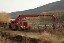Demag Autokran am Bahnhof Lorch am 2.2.2014.