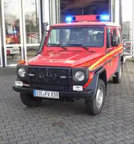 Kdow der hauptamlichen Wache der Freiwilligen Feuerwehr Viersen Das Fahrzeug ist ein Mercedes-Benz GD. und wurde von Fahrzeugbau Kevelaer Feuerwehr Technik ausgebaut. Am 7.1.2014 in Viersen von mir zwecks Fototermin aufgenommen worden