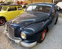 Hotchkiss-Gregoire JAG, franzsische Limousine, Baujahr 1953, 4-Zyl.Motor mit 2188ccm und 80PS, Vmax.150Km/h, Automobilmuseum Mhlhausen, Nov.2013