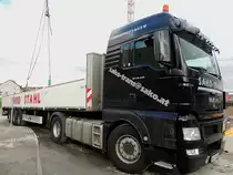 MAN TGX18.440 von sako-trans hat Betonstahl zur Baustelle angeliefert; 140214