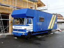 Mercedes 500 E abgestellt in Les Reussilles am 02.03.2014