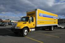 Transporter einer amerikanischen Vermietfirma auf einem Parkplatz in Harrisonburg. (24.10.2013)