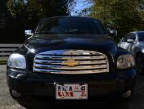 In manchen US-Bundesstaaten sind solche  eigenen  Kennzeichen erlaubt. Hier gesehen am 27.10.2013 in Raleigh/NC.