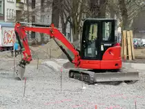 Cat Minibagger am 04.03.2014 in Bln.-Spandau