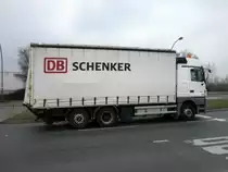 MB Actros 2544 von  DB Schenker mit Ladebordwand am 28.02.2014 in Bln.-Moabit.