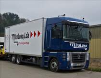 LKW Renault Magnum am Straenrand abgestellt.  16.03.2014